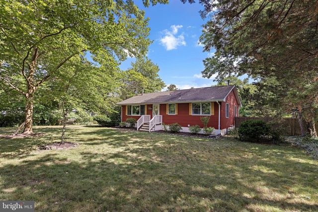 126 DIVISION ST, West Creek, NJ 08092