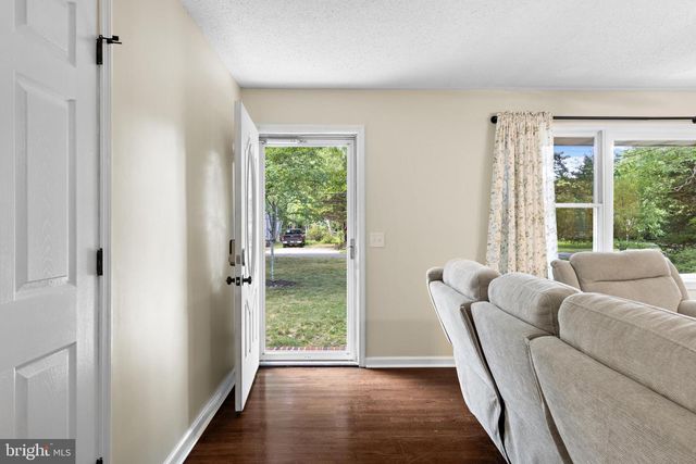 126 DIVISION ST, West Creek, NJ 08092