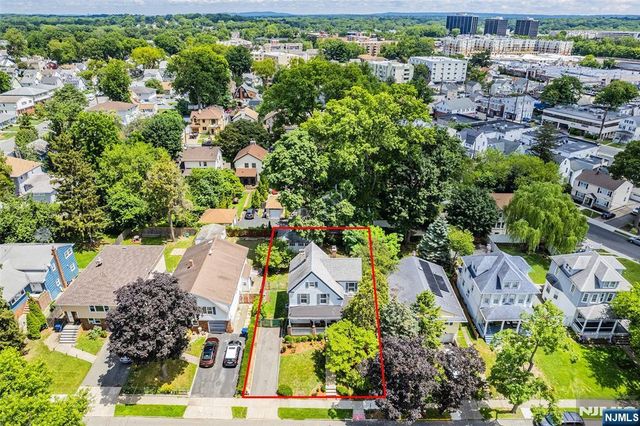 50 Spring Valley Avenue, Hackensack, NJ 07601