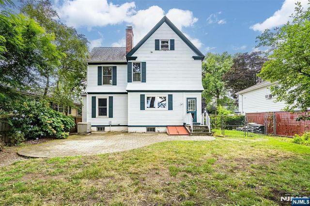 50 Spring Valley Avenue, Hackensack, NJ 07601