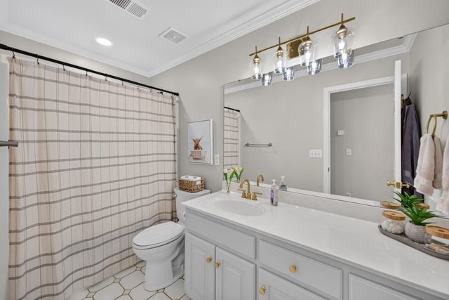 519 Live Oak Court, Greer, SC 29651