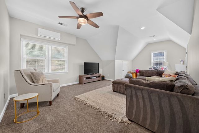 519 Live Oak Court, Greer, SC 29651