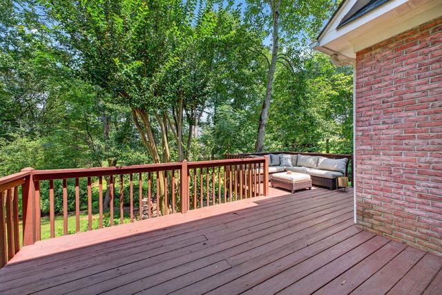 519 Live Oak Court, Greer, SC 29651