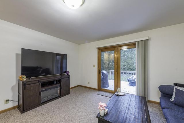 11231 Fox River ROAD, Twin Lakes, WI 53181