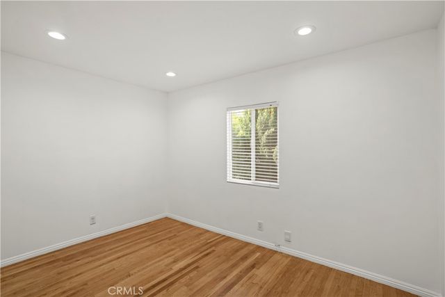 300. W Hillsdale, Inglewood, CA 90302