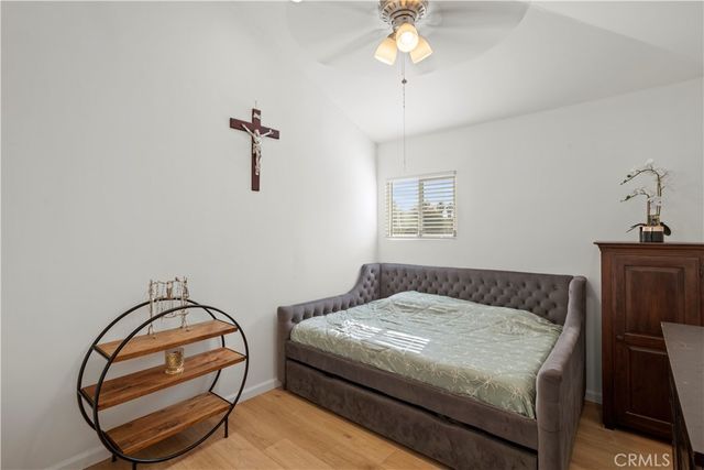 300. W Hillsdale, Inglewood, CA 90302