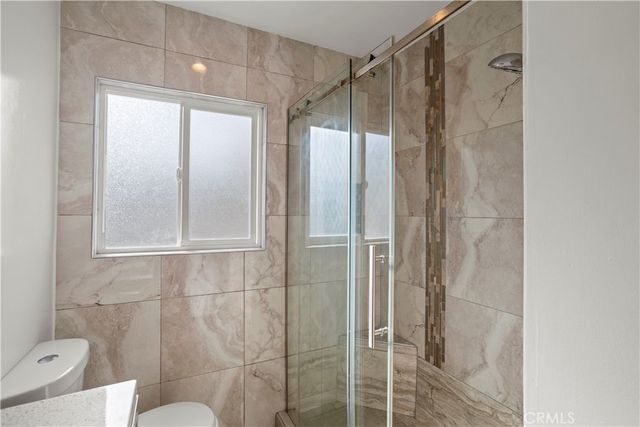 300. W Hillsdale, Inglewood, CA 90302
