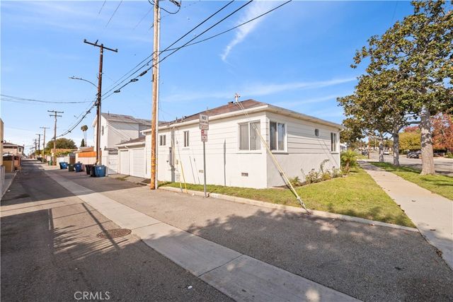 300. W Hillsdale, Inglewood, CA 90302