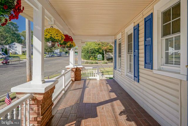 166 E EVESHAM RD, Cherry Hill, NJ 08003