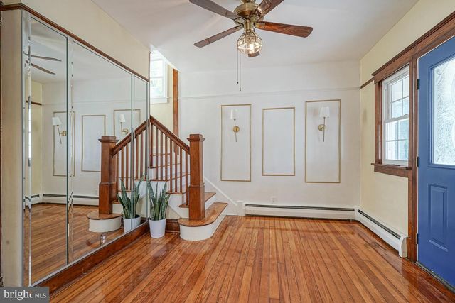 166 E EVESHAM RD, Cherry Hill, NJ 08003