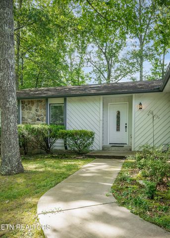 145 Anglewood Drive, Crossville, TN 38558