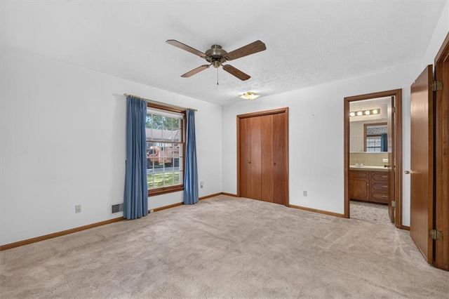 808 NW 10th Street, Blue Springs, MO 64015