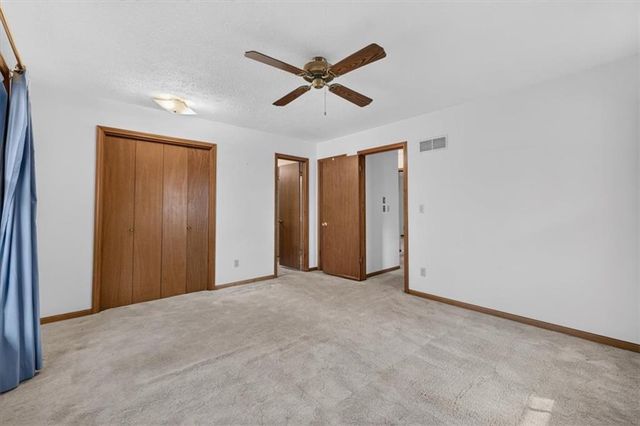 808 NW 10th Street, Blue Springs, MO 64015