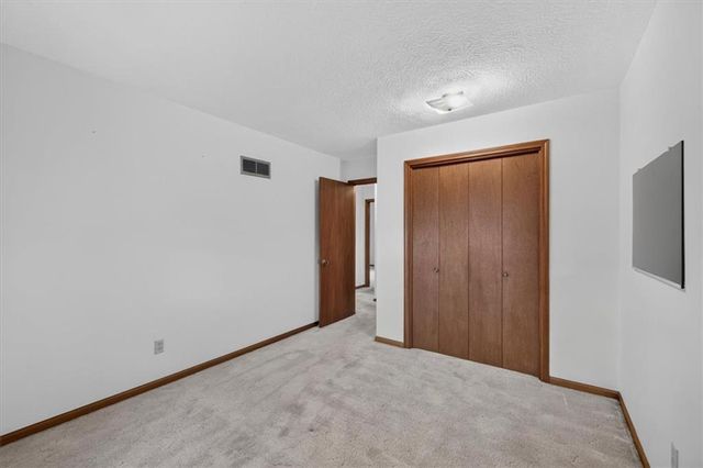 808 NW 10th Street, Blue Springs, MO 64015