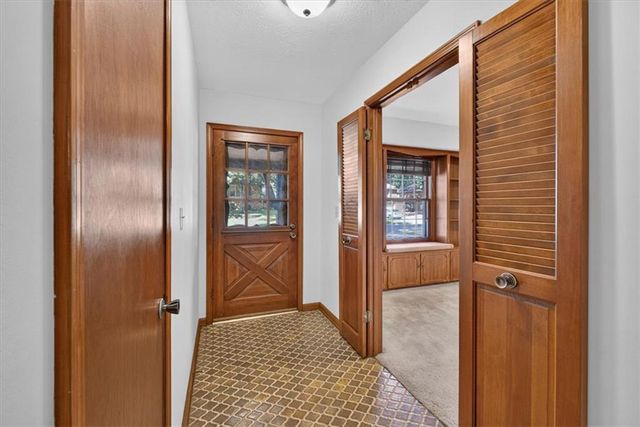 808 NW 10th Street, Blue Springs, MO 64015