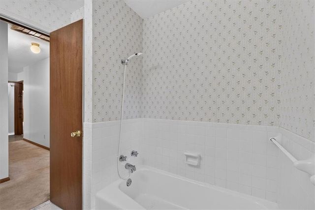 808 NW 10th Street, Blue Springs, MO 64015