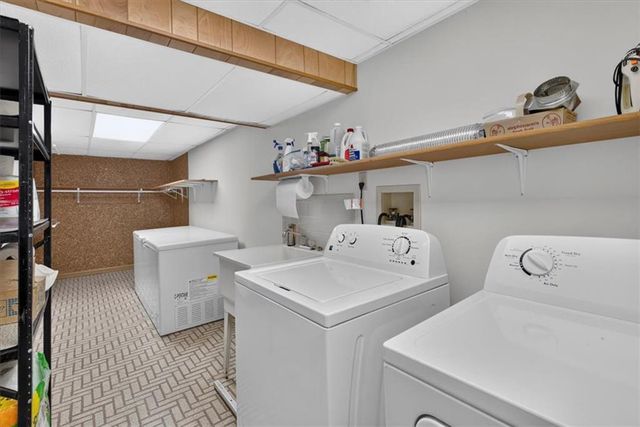 808 NW 10th Street, Blue Springs, MO 64015