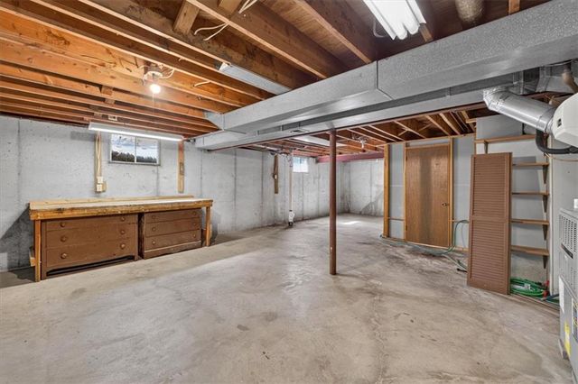 808 NW 10th Street, Blue Springs, MO 64015