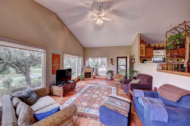 185 Cougar Park Rd, Hunt, TX 78024