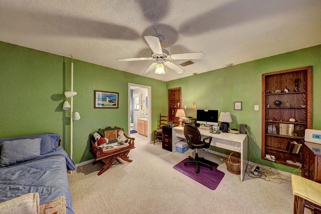 185 Cougar Park Rd, Hunt, TX 78024