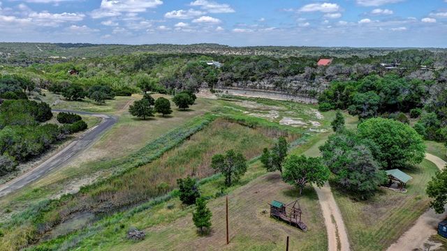 185 Cougar Park Rd, Hunt, TX 78024