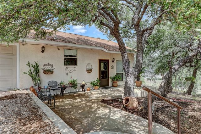 185 Cougar Park Rd, Hunt, TX 78024