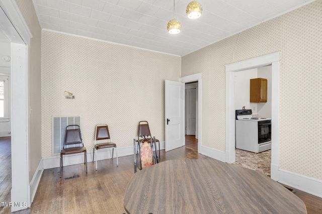 41144 West Morgan Avenue, Pennington Gap, VA 24277
