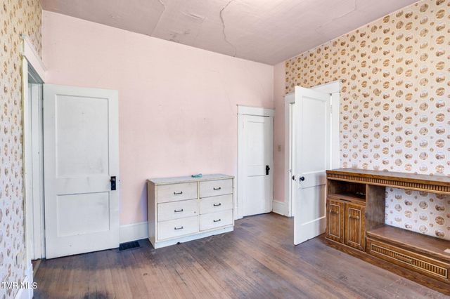 41144 West Morgan Avenue, Pennington Gap, VA 24277