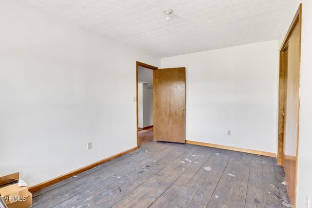 41144 West Morgan Avenue, Pennington Gap, VA 24277
