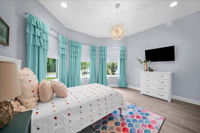 2013 BEE BRANCH COURT, Palm Harbor, FL 34683