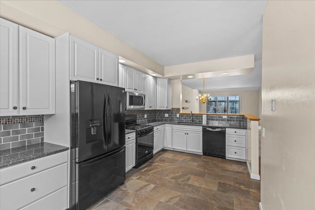 3 Forest Run Road, Williston, VT 05495