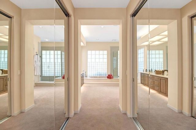 241 Arrowhead Drive, Palm Desert, CA 92211