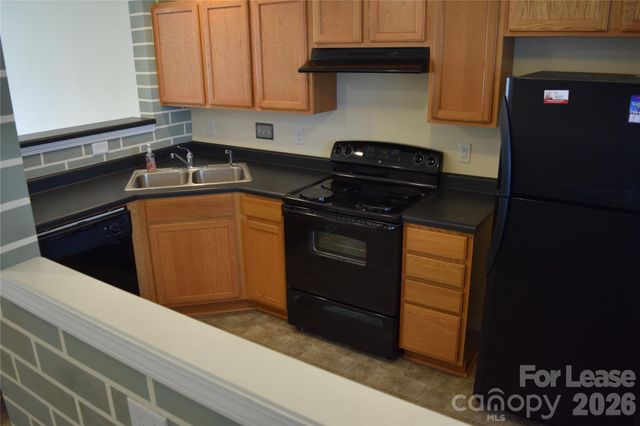 1413 Killashee Court, Charlotte, NC 28213