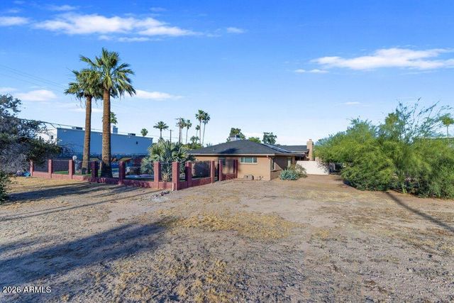 6802 E PARADISE Parkway, Scottsdale, AZ 85251