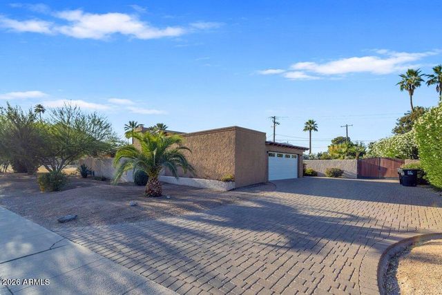 6802 E PARADISE Parkway, Scottsdale, AZ 85251