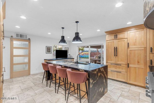 6802 E PARADISE Parkway, Scottsdale, AZ 85251