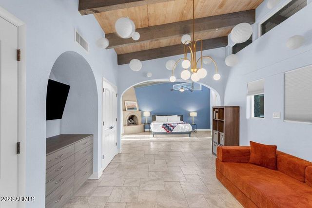 6802 E PARADISE Parkway, Scottsdale, AZ 85251