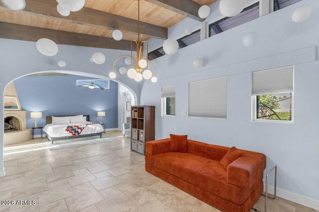 6802 E PARADISE Parkway, Scottsdale, AZ 85251