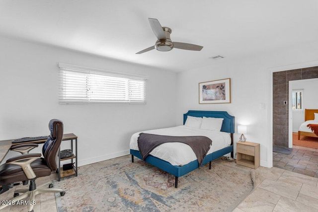 6802 E PARADISE Parkway, Scottsdale, AZ 85251