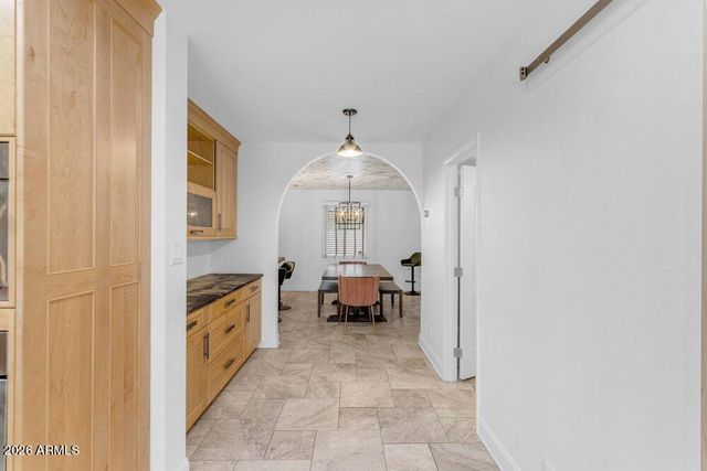 6802 E PARADISE Parkway, Scottsdale, AZ 85251