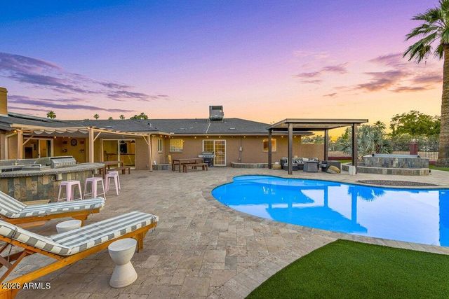 6802 E PARADISE Parkway, Scottsdale, AZ 85251