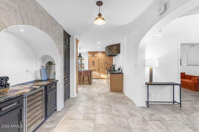 6802 E PARADISE Parkway, Scottsdale, AZ 85251