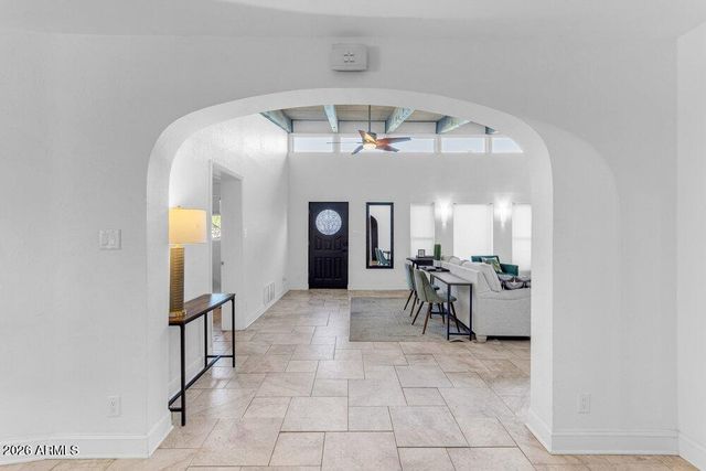 6802 E PARADISE Parkway, Scottsdale, AZ 85251