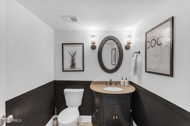 6802 E PARADISE Parkway, Scottsdale, AZ 85251