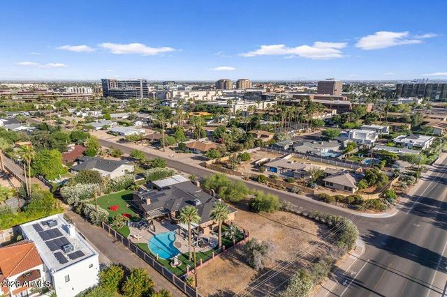 6802 E PARADISE Parkway, Scottsdale, AZ 85251