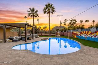 6802 E PARADISE Parkway, Scottsdale, AZ 85251