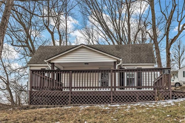 115 W 1st Street, Farley, MO 64028