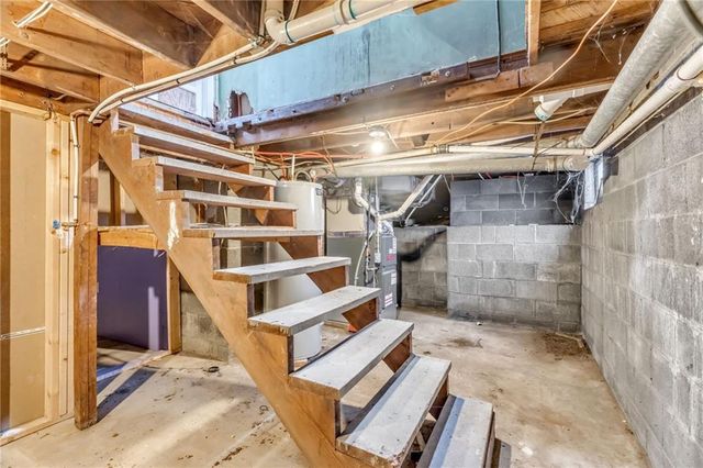 115 W 1st Street, Farley, MO 64028