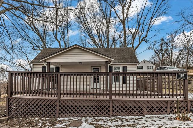 115 W 1st Street, Farley, MO 64028