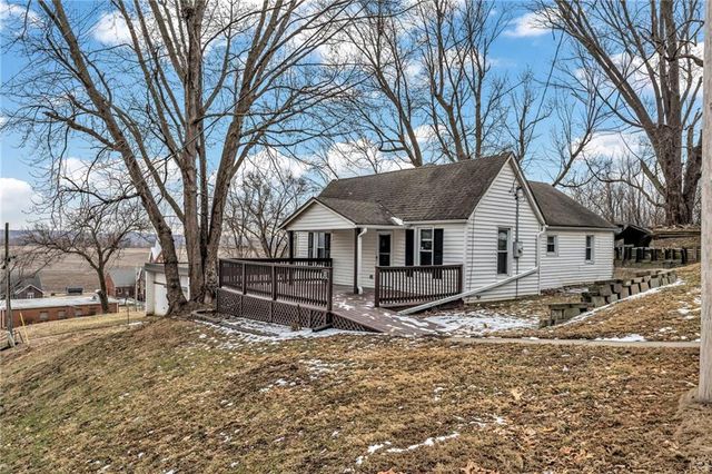 115 W 1st Street, Farley, MO 64028